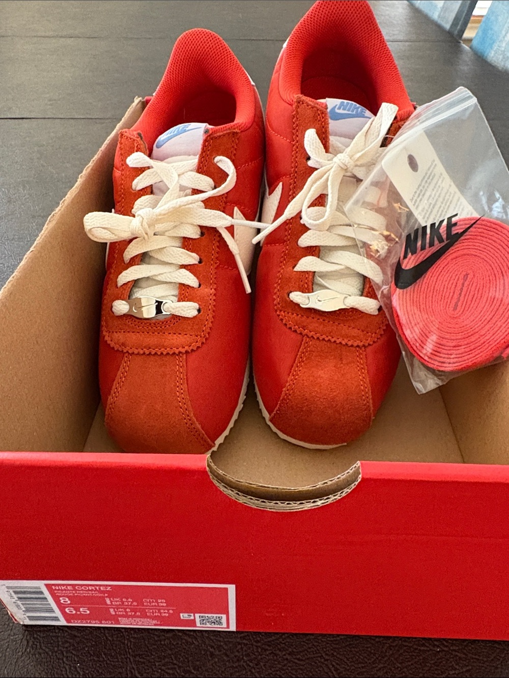 Nike Cortez Sneakers 8W/6.5Y